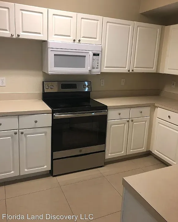 3 bed, 1362 sqft, $1,750 — Photo 4