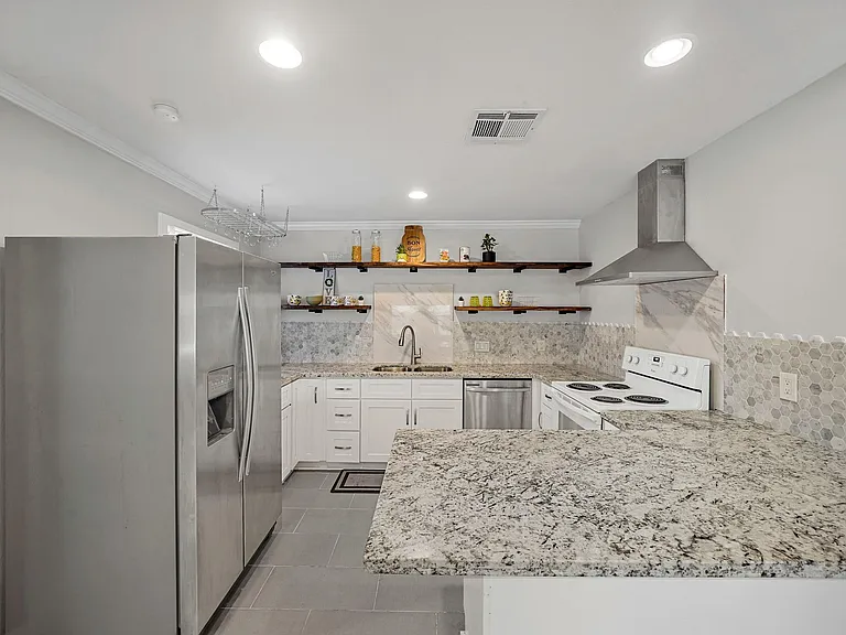 9514 Vilven Ln — Photo 9