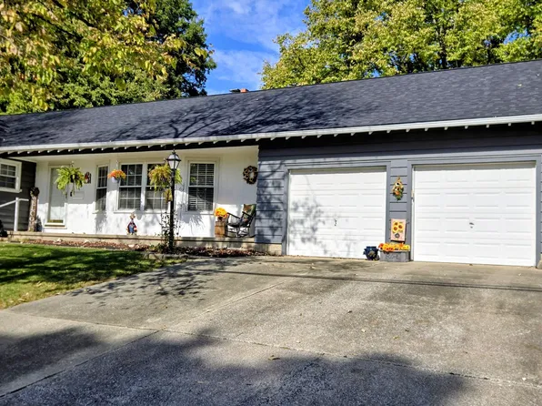 202 Division Dr, Collinsville, IL 62234