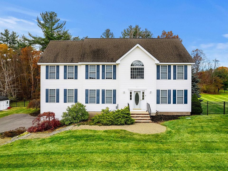 1st image of 15 Bunker Hill Drive
