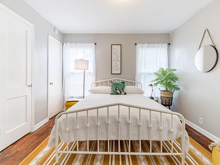 1201 W Alan Ave — Photo 3