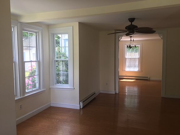 5th image of 19 Avenue A