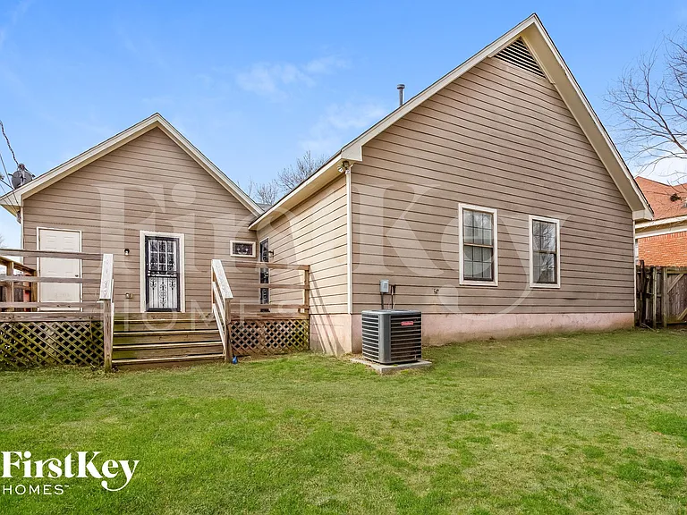 4812 Barkshire Dr — Photo 12
