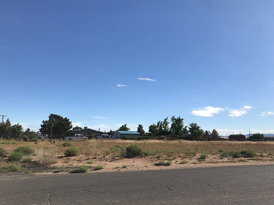 2nd image of 3750 N Melody St