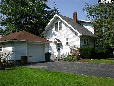 4th image of 111 S West St