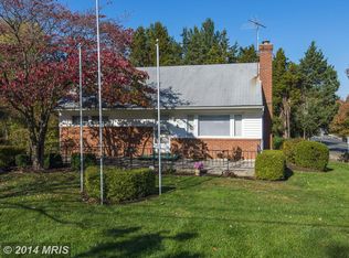 1 Colonial Ct, Rockville, MD 20852