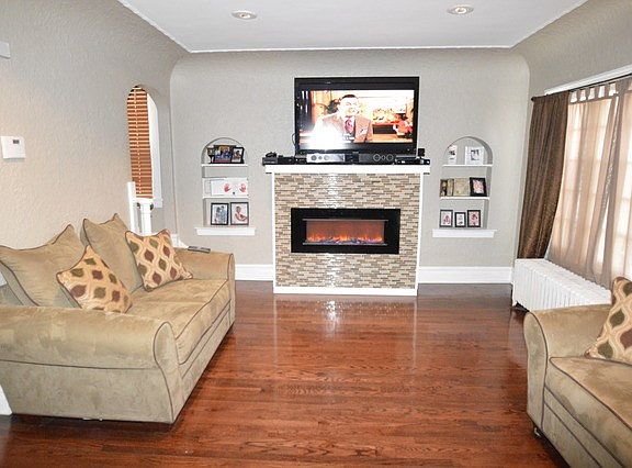 2nd image of 1033 S 23rd Ave