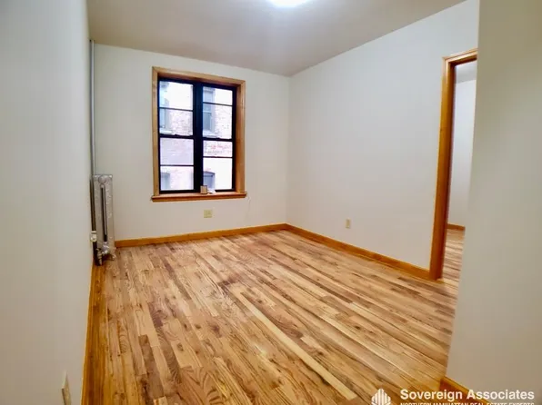 81 Cabrini Boulevard image 1 of 6