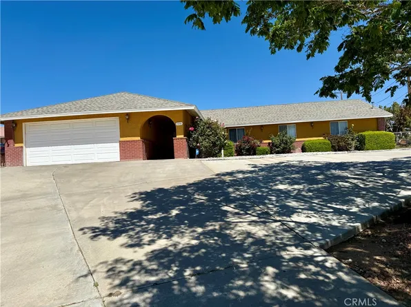 7218 Dalscote St, Hesperia, CA 92345