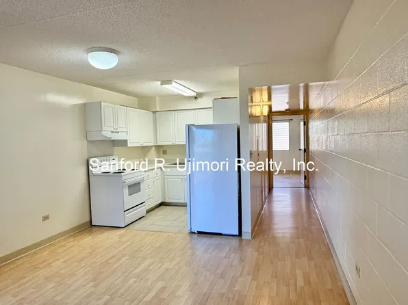 1074 Lunalilo St APT 305, Honolulu, HI 96822