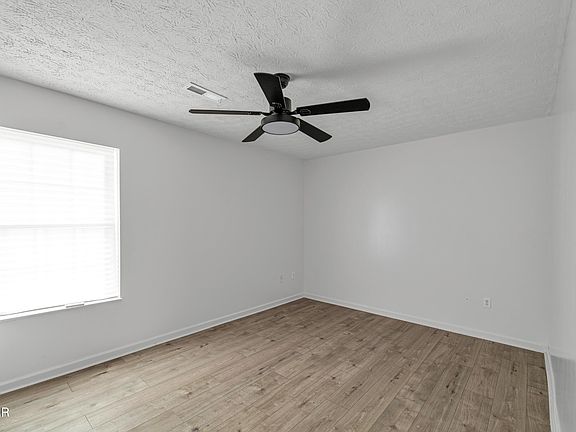 4th image of 2545 Sportsmans Way