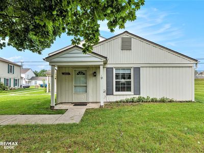 2621 Thornbrier Ct, Lake Orion, MI, 48360