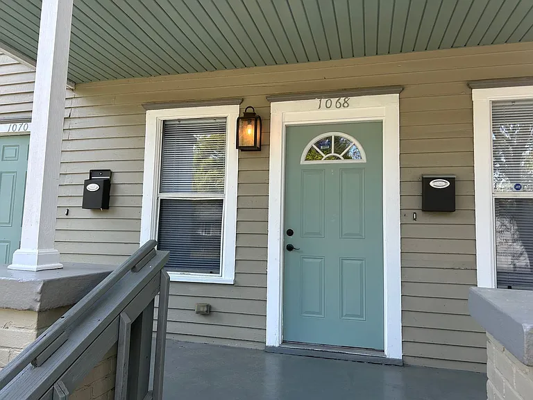 1068 Day Ave — Photo 2