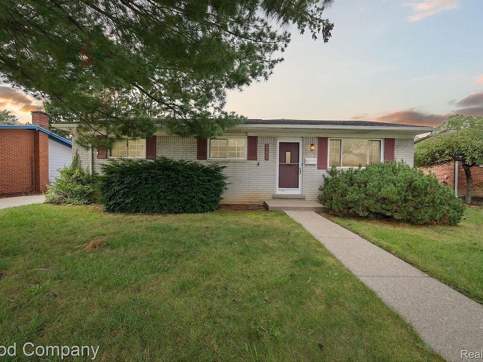 1st image of 31417 Edgeworth Dr