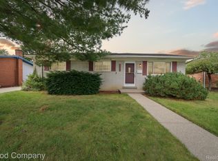 31417 Edgeworth Dr, Madison Heights, MI 48071
