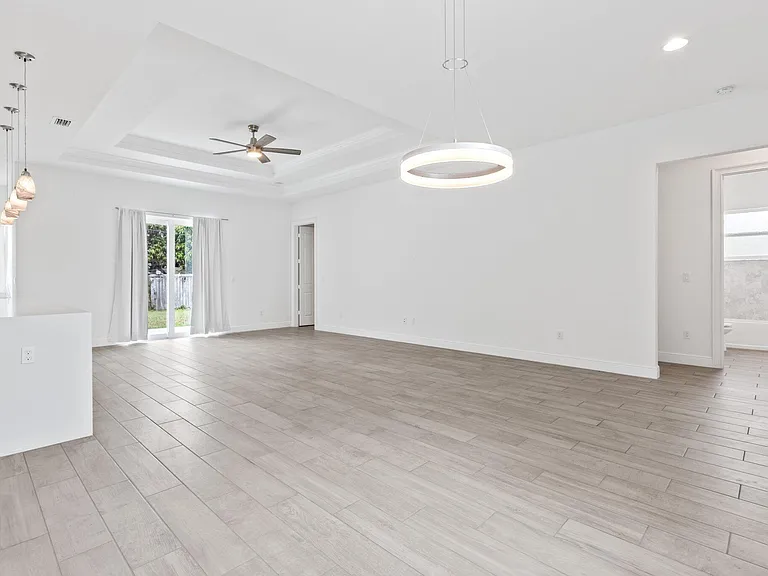 2865 SW Seaside Rd — Photo 7