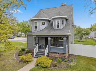 924 Capital St, Wisconsin Dells, WI 53965