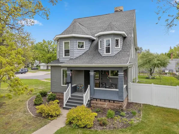 924 Capital St, Wisconsin Dells, WI 53965