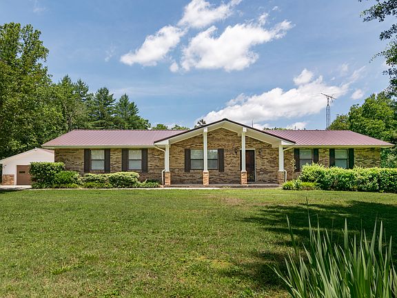 5th image of 136 Orchard Valley Dr