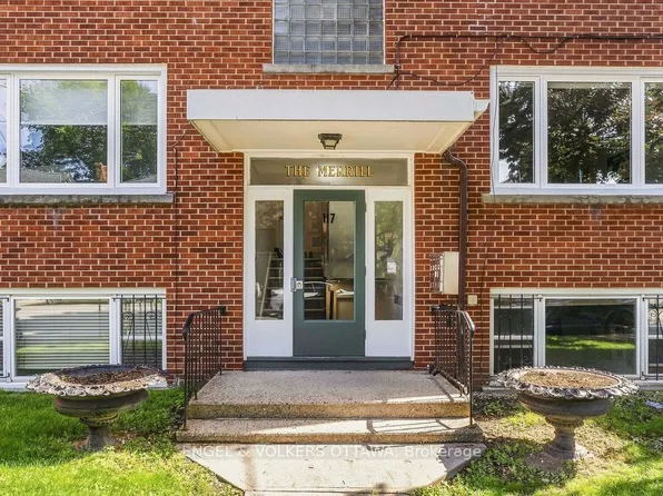 117 Macdonald St #4, Ottawa, ON K2P 1H7