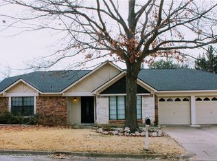 6508 Cliffside Dr, North Richland Hills, TX 76180