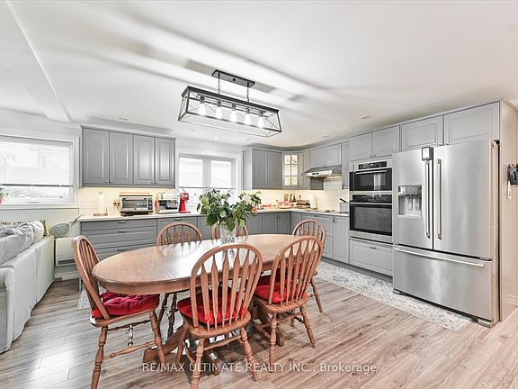 5th image of 76 Hilldale Rd