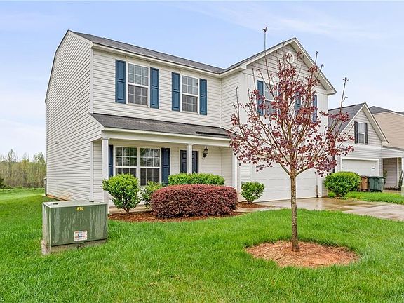 3rd image of 4014 Waitsfield Ct