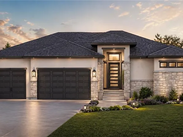 1724 SW River Run Dr, Lees Summit, MO 64082