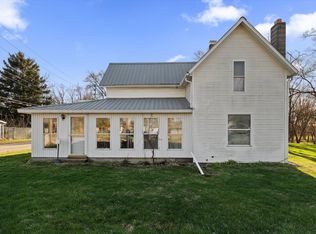 1101 N Huntington St, Syracuse, IN