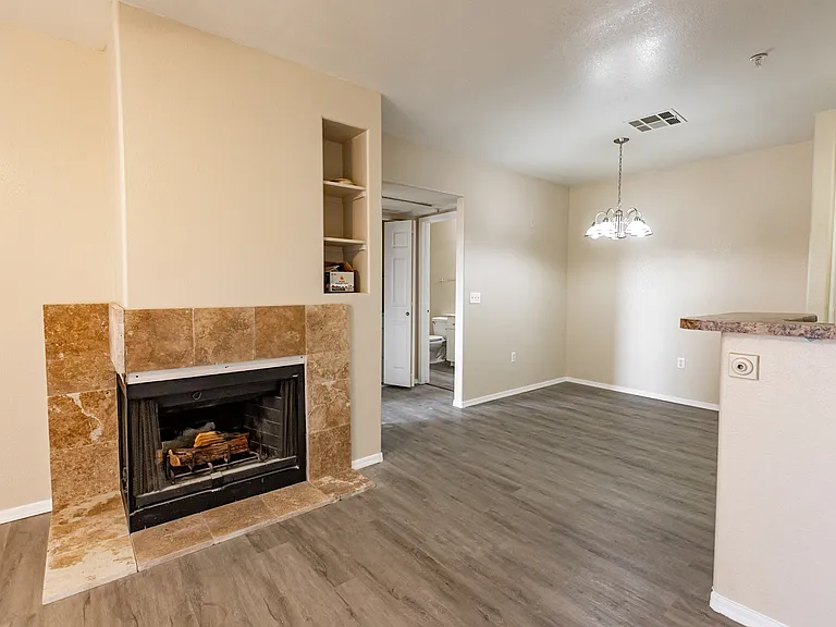 1295 N Ash St #1026 — Photo 7