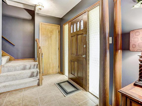 2nd image of 1905 Faymeadow Ave