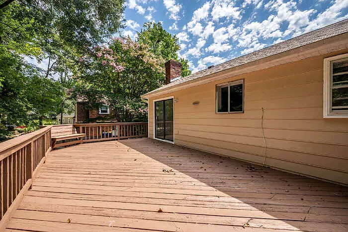 4 bed, 3.0 bath, 1957 sqft, $3,000 — Photo 3