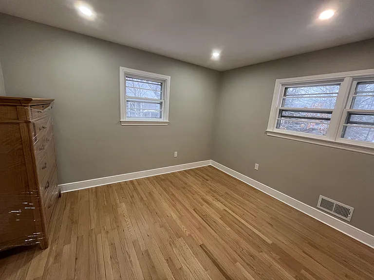 104 Hillcrest Dr — Photo 7