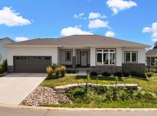 4978 Silo Prairie Dr, Waunakee, WI 53597