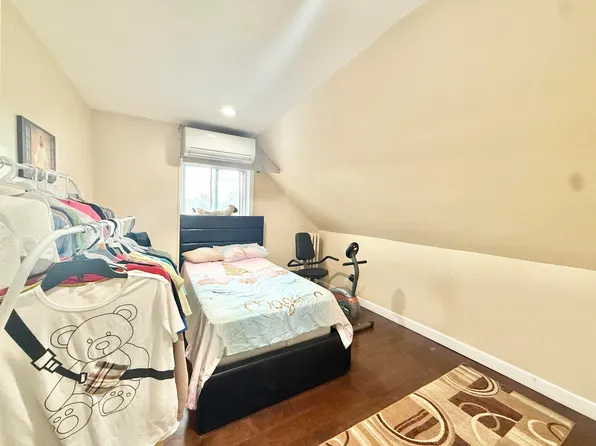 69 Humphrey Avenue image 25 of 41