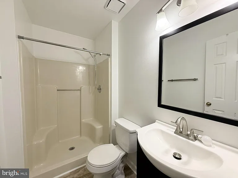 17 Tall Oaks Ct — Photo 35