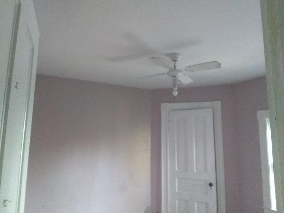 2nd image of 3015 McKoon Ave