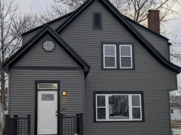 146 Maple St, Pt Clinton, OH 43452