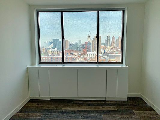 1st image of 520 W 43rd St APT 17E
