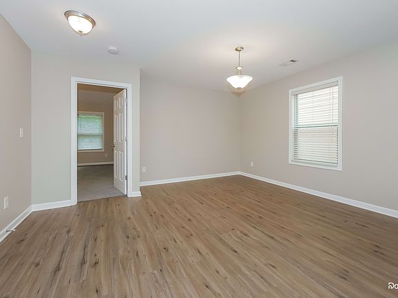 4th image of 6523 Splitpine Ct