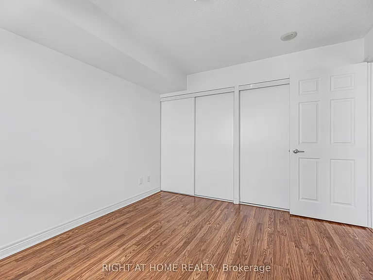 208 Enfield Pl #2902 — Photo 28
