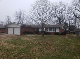 1628 Sherborne Dr, Belleville, IL