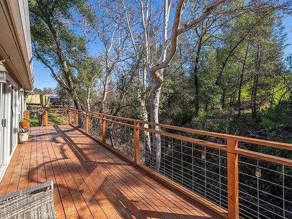 3rd image of 16150 Jellys Ferry Rd