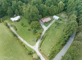 1345/1347 Midway Rd, Crossville, TN 38572