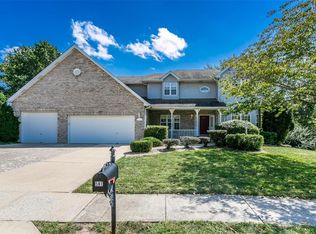 501 Valley View Dr, Edwardsville, IL 62025