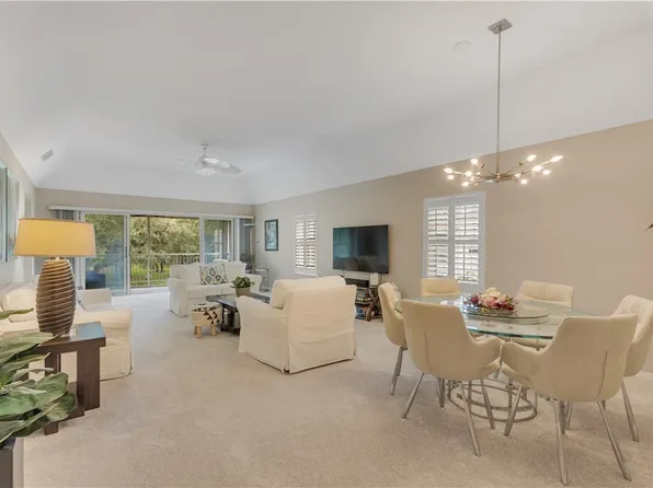 131 E Park Shores Cir APT 10E, Vero Beach, FL 32963