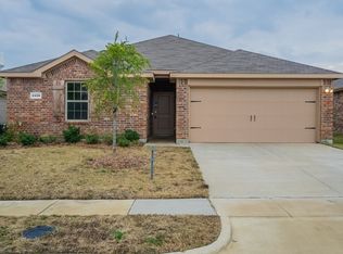 2403 Anton Dr, Forney, TX 75126