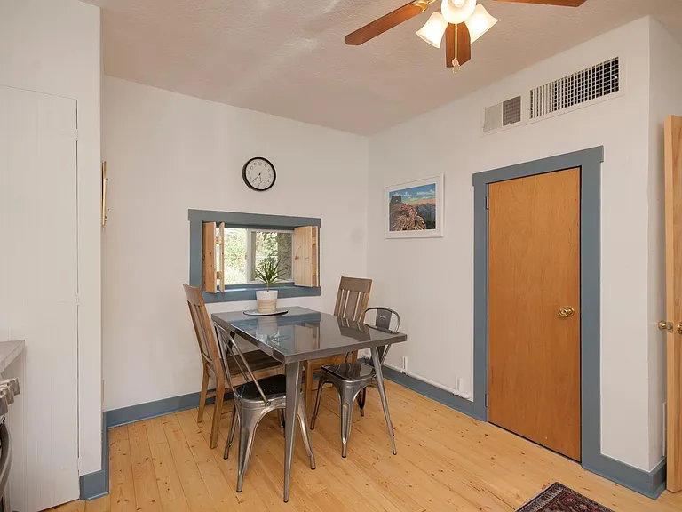 2289 Kelly Ave SW — Photo 19