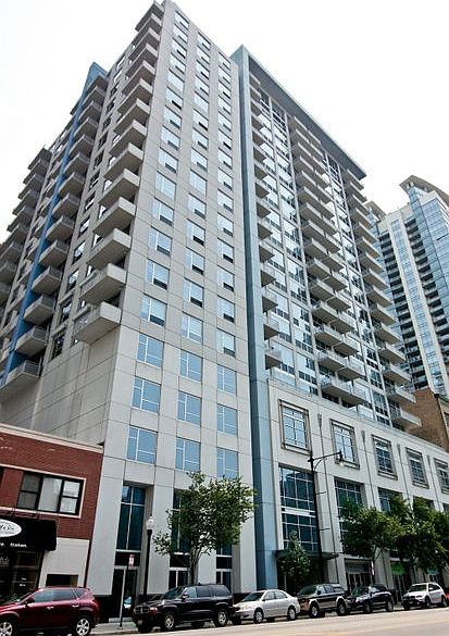 1st image of 1305 S Michigan Ave APT 802