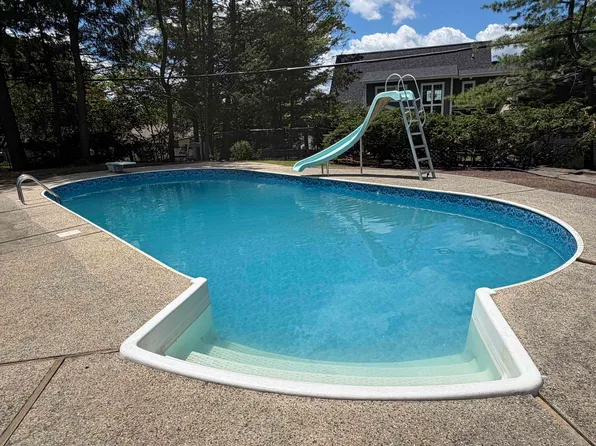 1308 Shirley St, Middleton, WI 53562